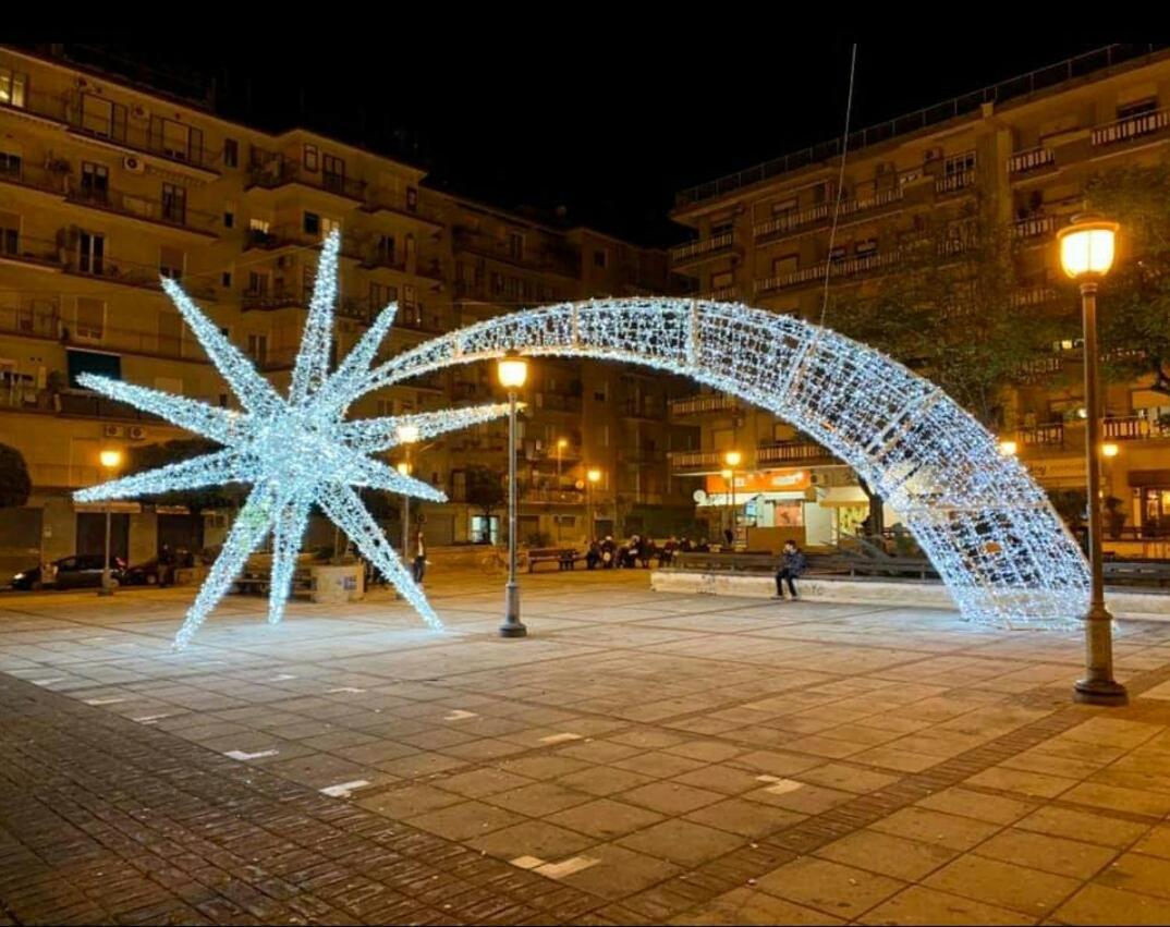 Oasi Al Centro Con Parcheggio Salerno Exterior foto