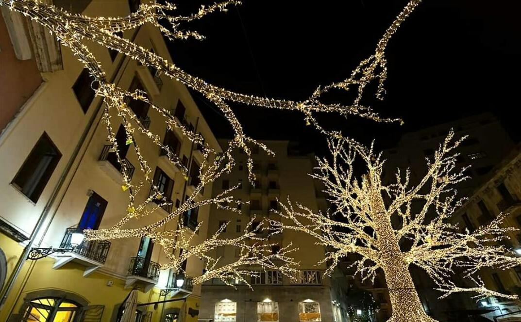 Oasi Al Centro Con Parcheggio Salerno Exterior foto