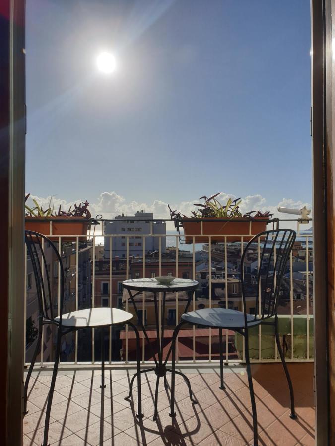 Oasi Al Centro Con Parcheggio Salerno Exterior foto